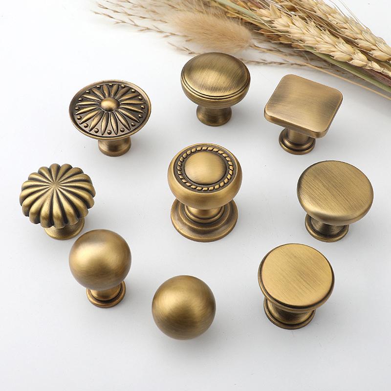 Furniture Hardware China - مقابض أثاث نحاسية بتصميم فرنسي عتيق