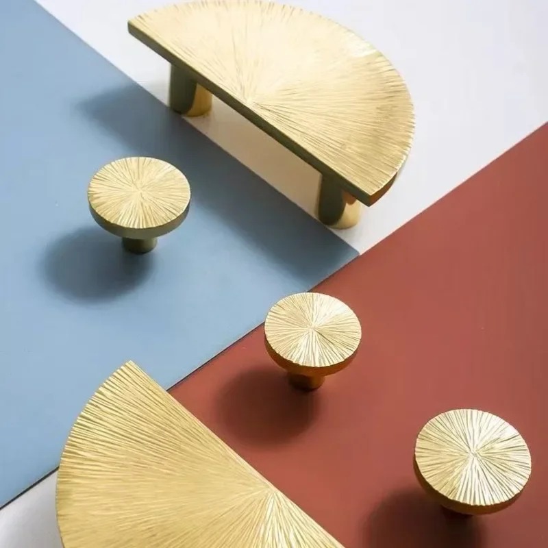 مقابض أبواب خزائن مسطحة عالية  - مراجعة Furniture Hardware High End وسعره